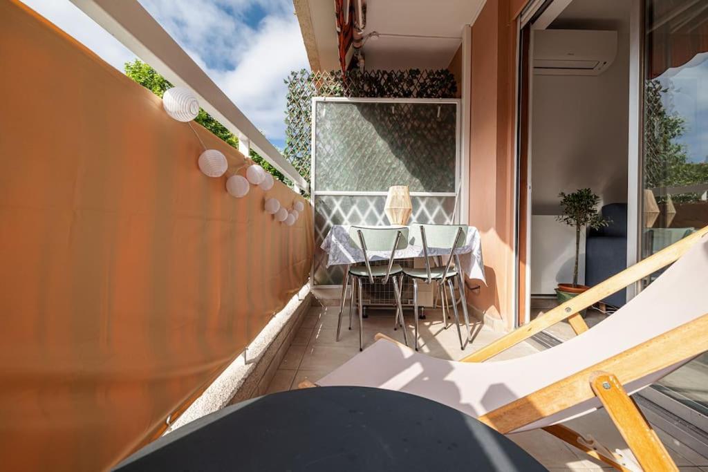 Appartement 2P Renove Avec Terrasse Au Port De 尼斯 外观 照片
